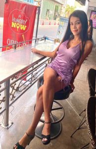 Sexy Thai bargirl